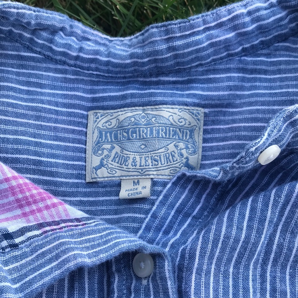 Comfortable button down - Picture 2 of 5